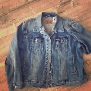 Levi’s jean jacket 2X
